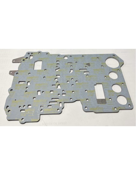 Plate with Gasket, Transmission PowerQuad John Deere RE152103