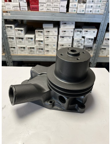 Pompa de Apa cu Fulie John Deere AR97712, R73606, R61353 Pompa de Apa cu Fulie John Deere AR97712, R73606, R61353