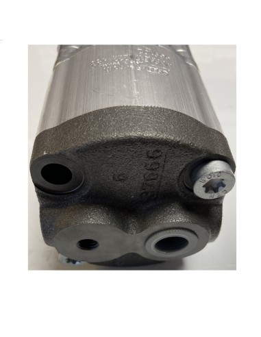 Tandem Hydraulic Pump Case IH 3226942R93, 3226942R92, 3226942R91, 0510555306