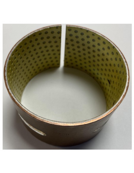 Bucsa,  Axa Fata 51x77x81 mm John Deere R125974